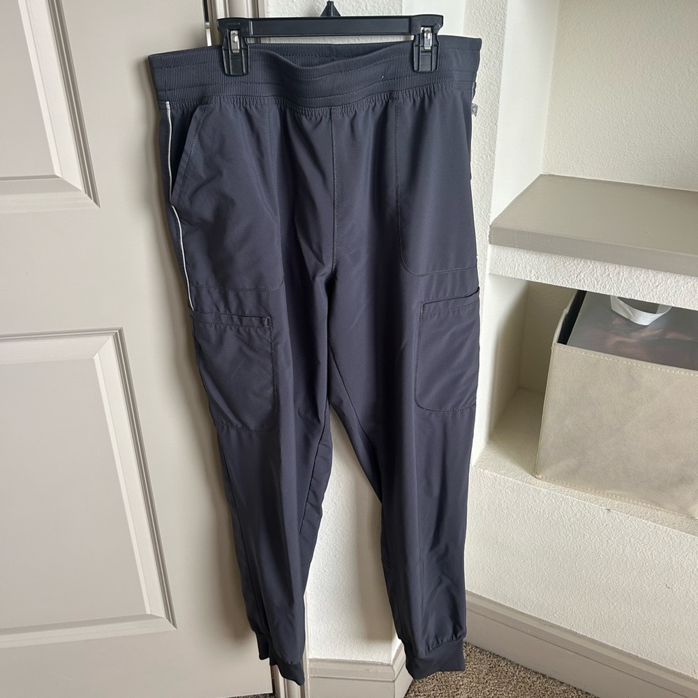 Gray Cherokee Infinity Scrub Pants Size L